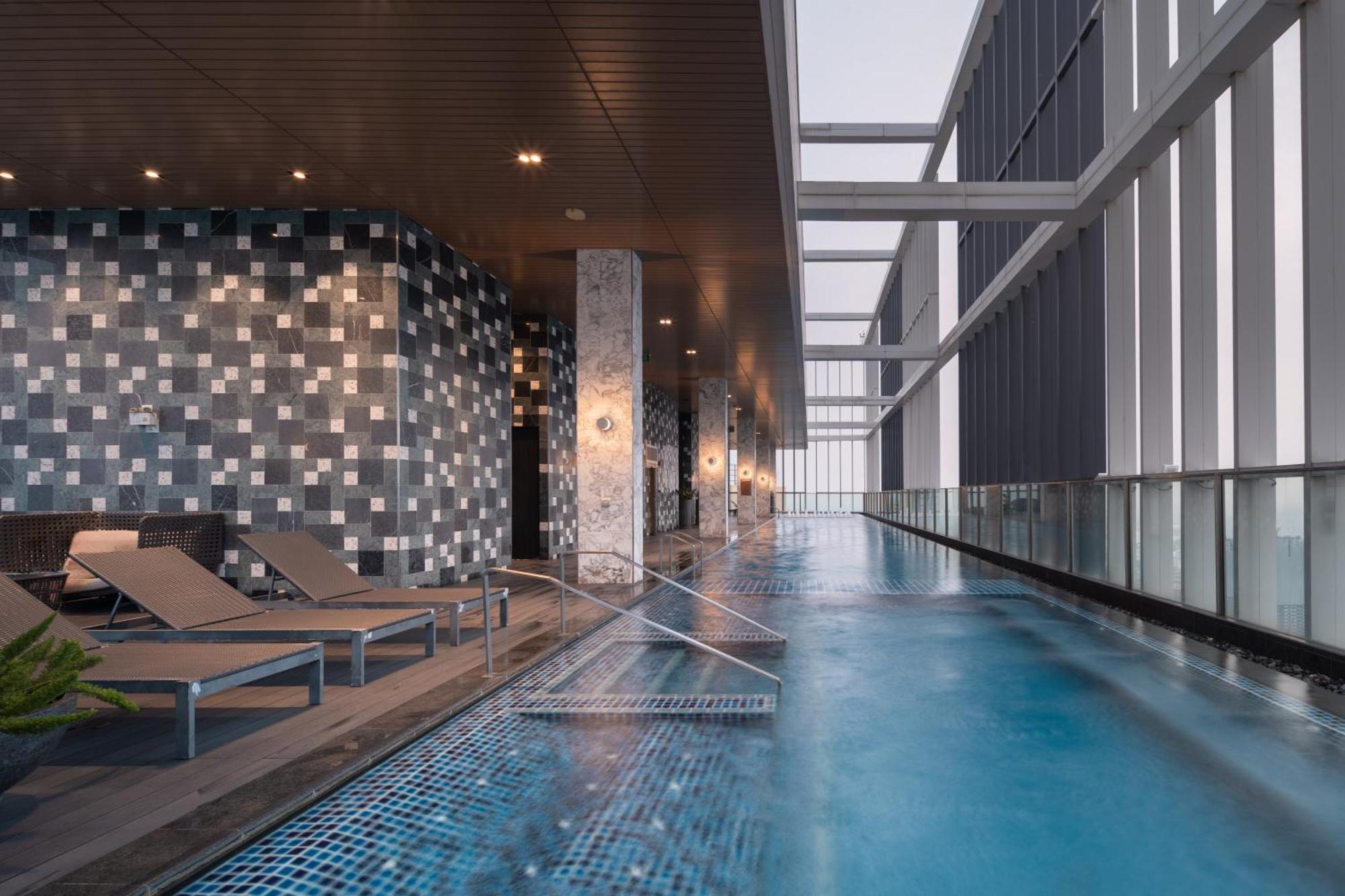 Hampton Residence Next To Emporium Bangkok Exterior foto